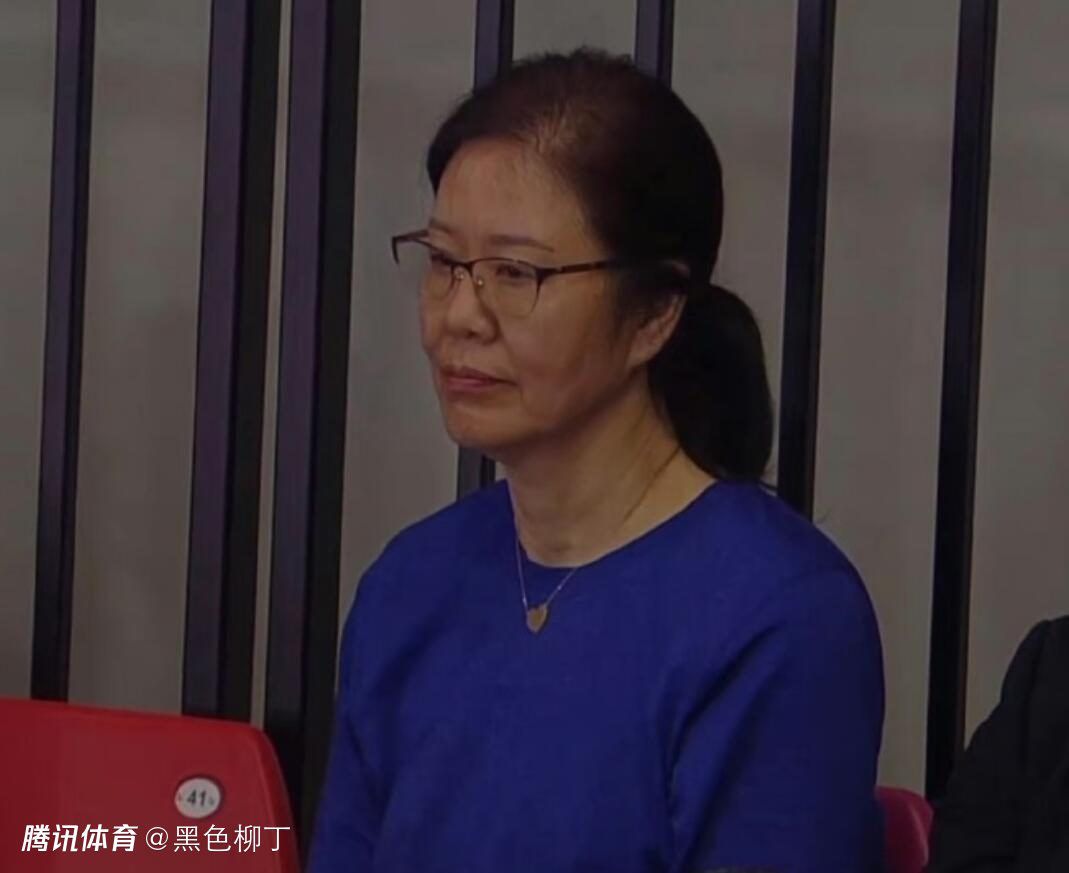 女儿的夜出日记